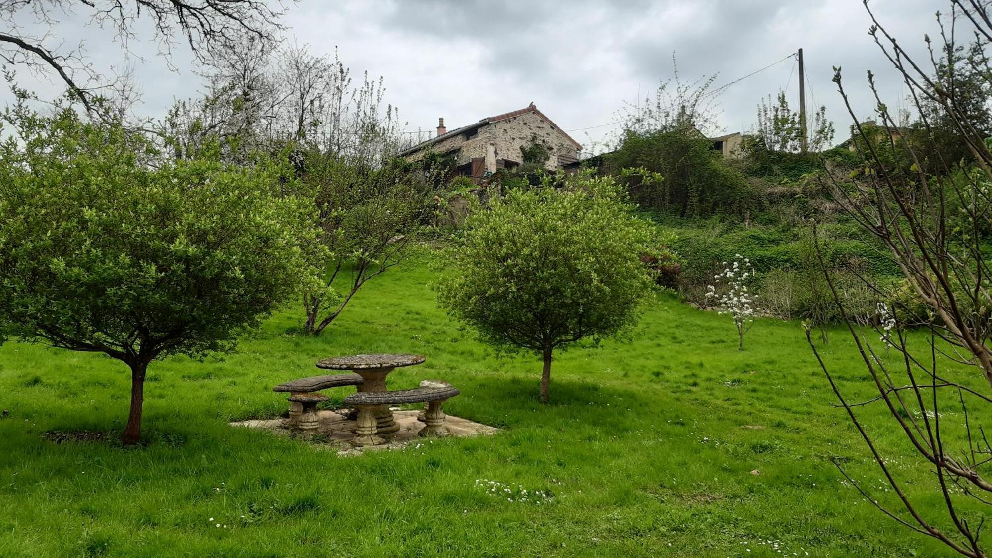 Bed and Breakfast Au Coeur Des Loges Saint-Bonnet-de-Bellac Zewnętrze zdjęcie